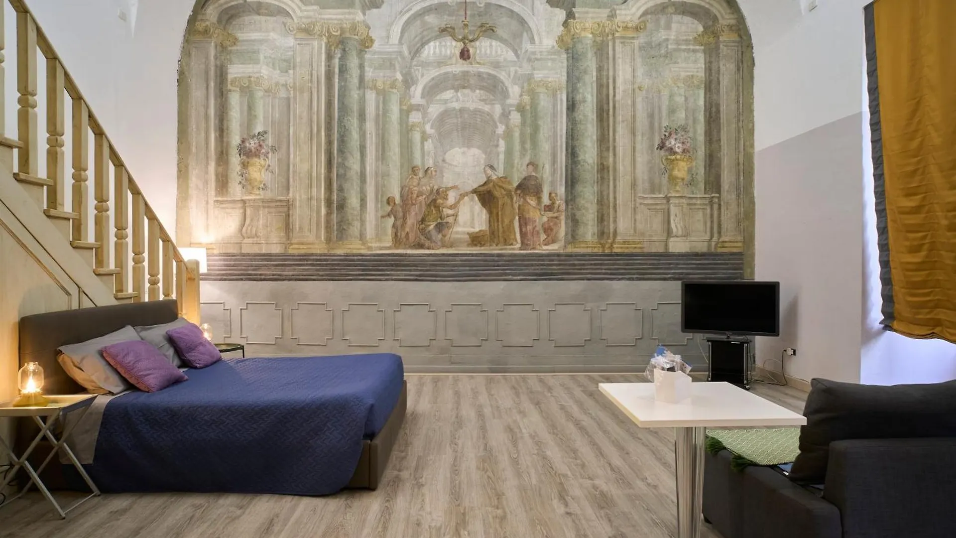 Home & More Brigida Naples Bed & Breakfast